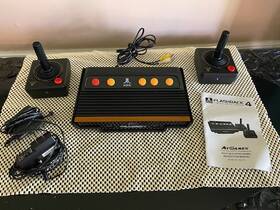 Atari 2670 2600 Flashback 4 Classic Game Console Built In 75 Games 2 Joysticks Manual