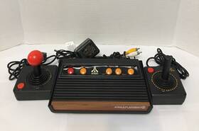 Atari 857847003370 New Flashback 6 Classic Game System With 100 Built-in Games 2 Controllers