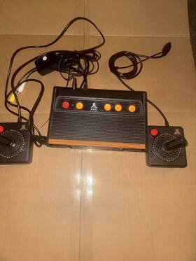 Atari Ar2220 Flashback Console With 2 Joysticks Built-in Games Tested Working