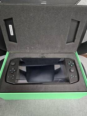 Aya Neo 2021 Ayaneo2021 1tb Dark Star Game Pad Portable Gaming Pc Amd Ryzen 5 4500u Tested
