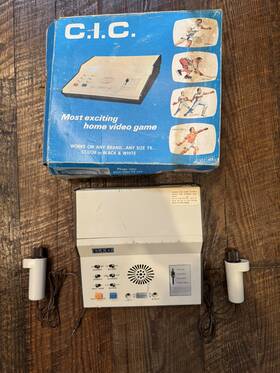 C.i.c. - Accurate Electronics Industry 101-4 Vtg C.i.c. Home Video Game System Controllers In Original Box Retro Gaming