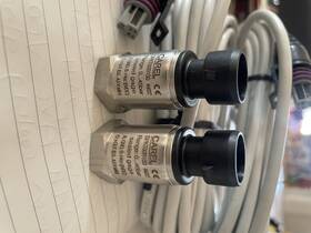 Carel Spkt00b1s0 Two Transducers And Cables