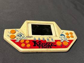 Casio Cg-610 Retro Karate Fight Lcd Game 2 Player For Parts Only As Is