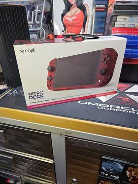 Crkd 850052138158 Nsw - Nitro Deck Retro Atomic Red Limited Edition With Carry Case