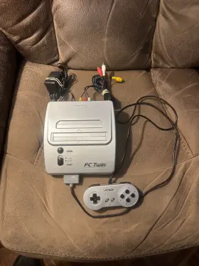 Uip372 Fc Twin Video Silver Game System Console Snes/nes 1 Controller