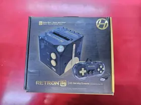 M01128-bkgd Hyperkin Retron Sq Hd Gaming Console - Black/gold For Game Boy/color/ Advance