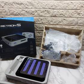 Hyperkin M01688-gr Retron 5 Launch Edition Gray Console