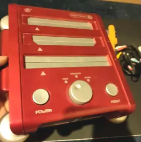 M05488-rd Hyperkin Retron 3 Launch Ed. Lot Red Console Rechargeable Bats Tested Working