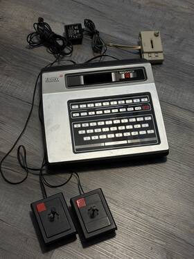 Magnavox Bb7600gy02 Odyssey 2 Microprocessor Gaming Console Untested Sold As Is Parts