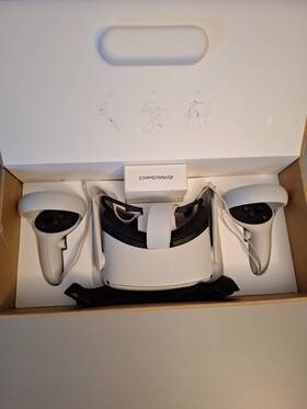 Meta 8990018202 Used 2 Oculus Quest 128gb Missing Charger . Barely