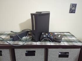 Microsoft 005470572507 Xbox 360 Console Bundle