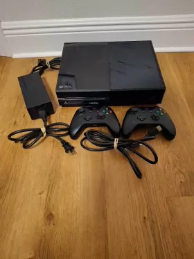 Microsoft 022113059942 Xbox One 500gb Black Video Game Console 2 Controllers Cords Tested