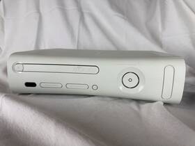 Microsoft 030511485007 White Xbox 360 Arcade - Includes Hard Drive 2 Wireless Controllers And Remote