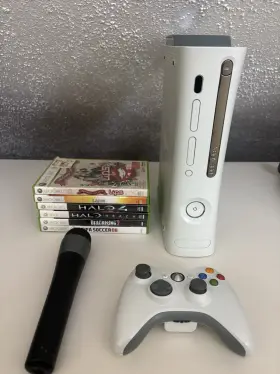 0466-11373807 Microsoft Xbox 360 White Console Bundle Lips Games Microphone And 6