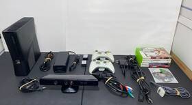 Microsoft 05816362022038631443 Xbox 360 S Model 1439 Black Console 250gb - Av Cable And Adapter 2 Controller