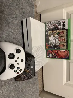 13496322055626493016 Microsoft Xbox Ones Barelyused For Only Like 2 Hours All The Cables Controllers