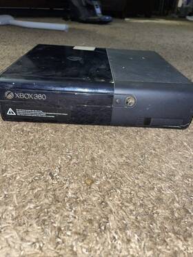 Microsoft 1439 Xbox 360 - 250gb Console Only Untested