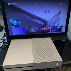 Microsoft 145140674216 Xbox One S 500gb - White Console Only Tested Working No Controller
