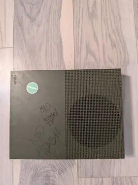 1681 Microsoft 384041163548 Xbox One S 1tb Military Green Special Edition