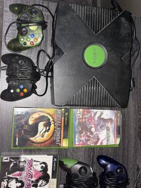 Microsoft 43805 Original Xbox Console Bundle 4 Controllers 3 Games With All Cords