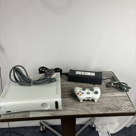 Microsoft 627547364-105 Xbox 360 Fat Console Bundle Controller Cables Working Perfect