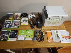Microsoft 882224573870 Xbox 360 Go Pro Bundle With 2 Controllers Av/power Brick 6 Games