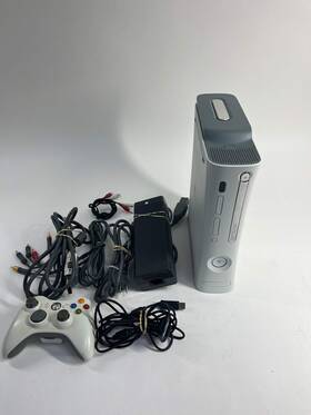 Microsoft 92252361012070474307 Xbox 360 Console Gaming System White