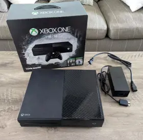 Kf7-00044 Microsoft Xbox One Console 1tb Black - Disk Drive Not Working For Parts Read