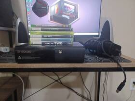 Microsoft L9v00001 Xbox 360 E 4gb Black Console - No Controller