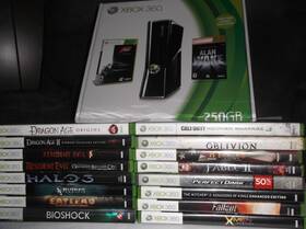 Microsoft R9g-00001 Xbox 360 Console And Game Bundle