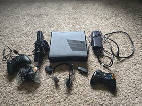 Microsoft Rcpmi1410-0293 Xbox 360 Rcpmi1410-0293. Power Cord. 3 Remote. Headset. Kinect Sensor
