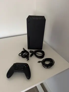 Rrt-00007 Microsoft Xbox Series X 1tb Complete With Controller - Excellent Condition