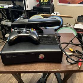 Microsoft S7g-00030 Xbox 360 With Kinect 250gb Black Console