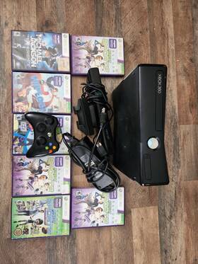 Microsoft S9g-00022 Xbox 360 Kinect Holiday Bundle 250gb Black Console
