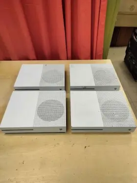 Sel794 Microsoft Lot Of 4 White Xbox One S 500gb 1tb Consoles 1029