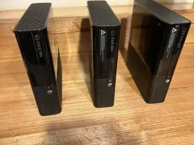 Vcongg55333f2b Microsoft Xbox 360 E 4gb Console Quantity