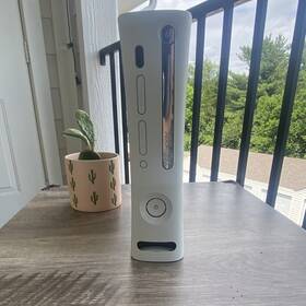 Microsoft X820679-002 Xbox 360 White Console 20gb Hard Drive Jtag Compatible