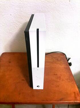 Microsoft Zq9-00028 Xbox One S 500gb Home Console Only In Box- White No Controller