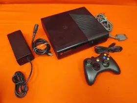 Zz727889 Microsoft Xbox 360 E 4gb Video Game Console With Controller 3658