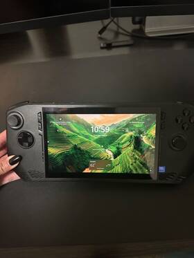 Msi A1m-050us Handheld Claw 7 Inch Fhd 120hz Intel Core Ultra 7-155h 16gb 1tb