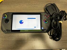 Msi A1m-052us Handheld Claw 7 Inch Fhd 120hz Intel Core Ultra 5-135h 16gb 512gb