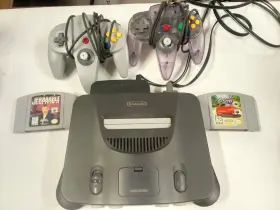 011326-n64 Nintendo 64 N64 Console System Bundle With 2 Controllers Games And Memory Card