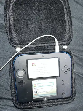 Nintendo 021112741636 2ds Blue Black Handheld System Tested Works Charger And Case Included