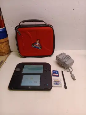 Nintendo 045496781019 2ds Red/ Black Handheld System Charger Case Sd Sonic 3ds Game Tested