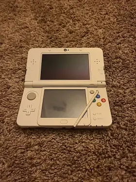 Nintendo 045496782061 New 3ds Super Mario Edition Handheld System - White