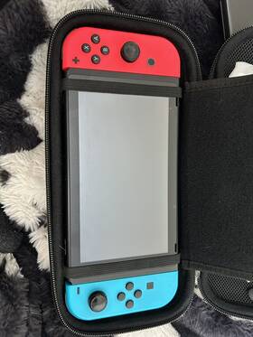 Nintendo 045496883010 Switch Blue/red Handheld Console