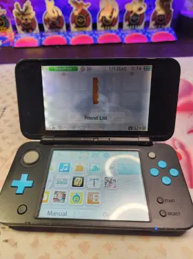 2209246 Nintendo New 2ds Ll Black Turquoise Console With Case Used
