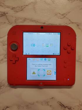 Nintendo 2dsred 2ds Handheld System - Crimson Red And Game Bundle