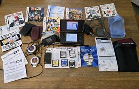 Nintendo 47973843 Ds Lite Crimson Handheld System - Plus Games Good Condition