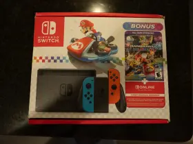 Nintendo 611419980526 Switch Mario Kart 8 Deluxe Bundle - Multi